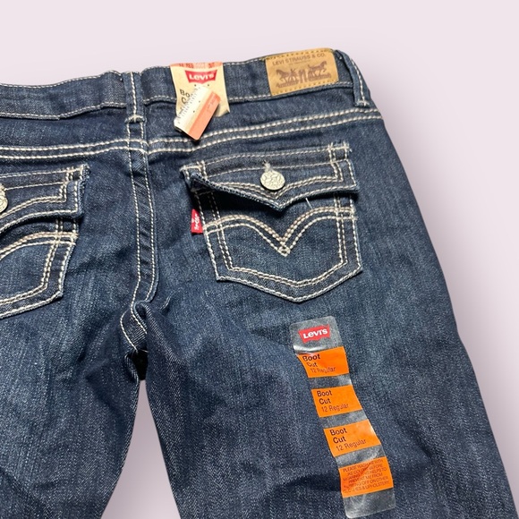 NWT Women’s Levi’s Dark Wash Bootcut Denim Jeans Size 12 Regular - Picture 11 of 14